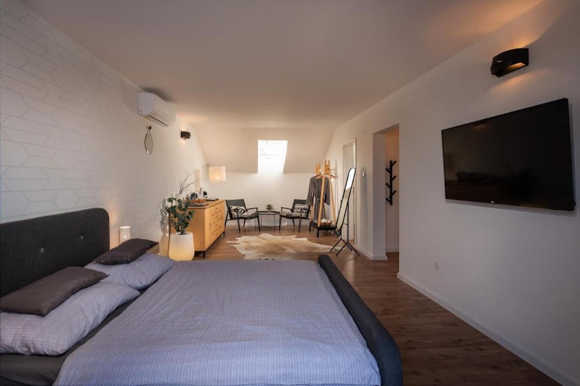 Apartman Pod Vezou 2 Banska Bystrica Luaran gambar